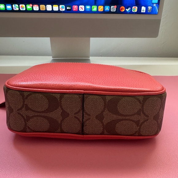 Mini Jamie Camera Bag With Signature Canvas - Picture 3 of 11